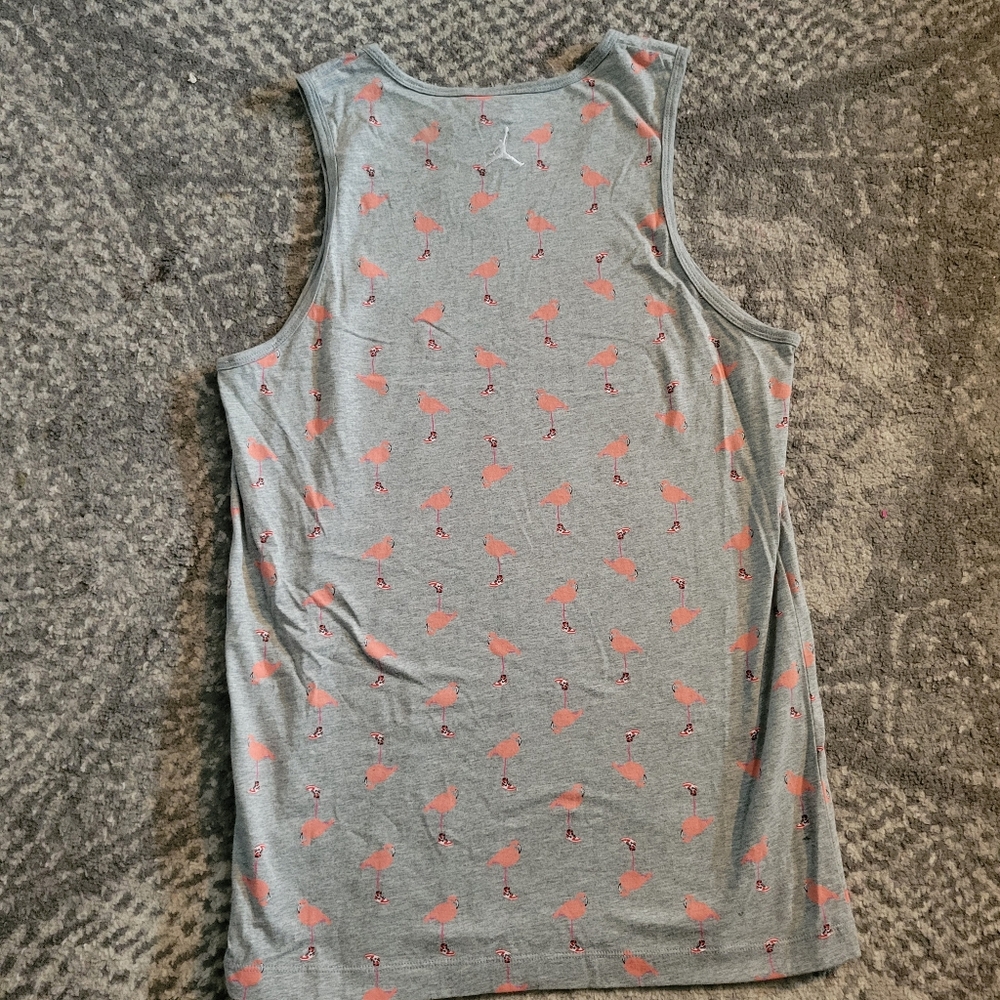 NWT Jordan Gray With Pink Flamingo Print Tank Top Size Medium - Picture 9 of 10